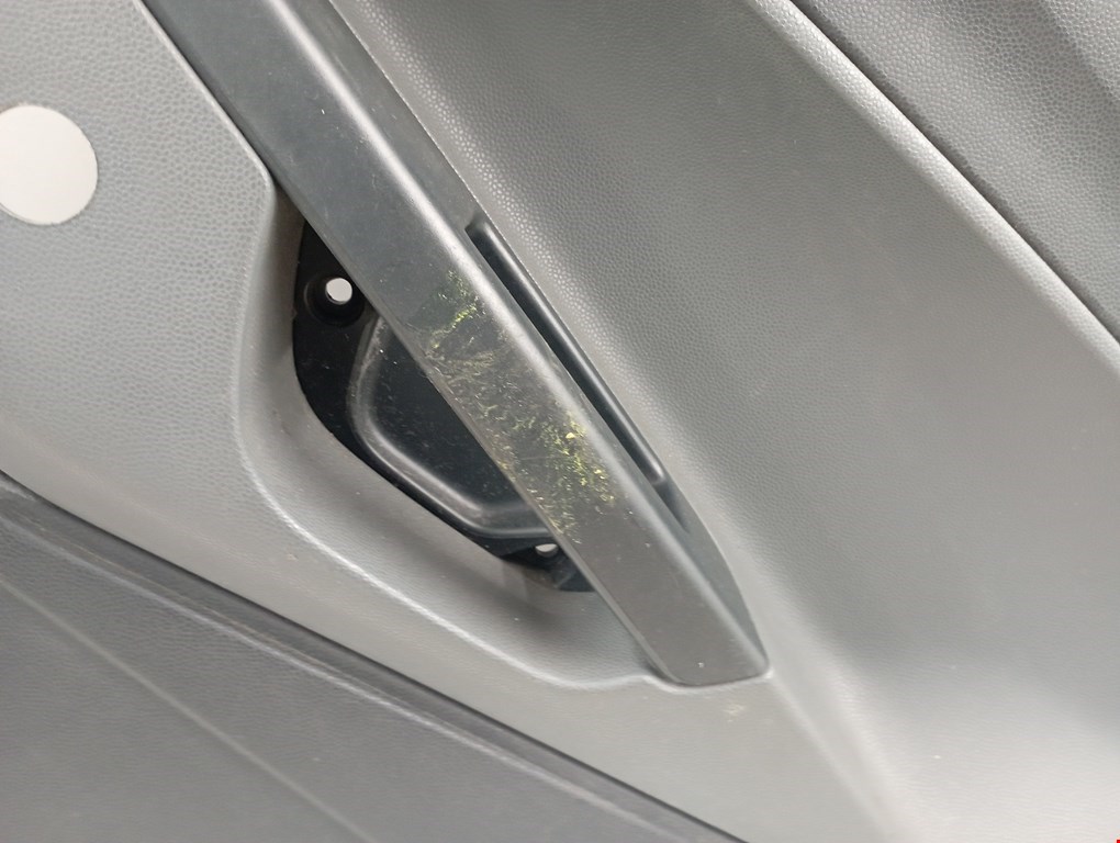 Обшивка двери задняя правая FORD Fiesta 2008-2012