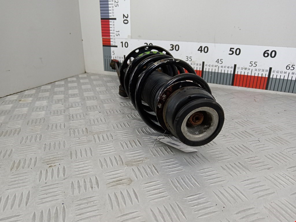 Амортизатор передний правый SKODA Rapid 2012-2020