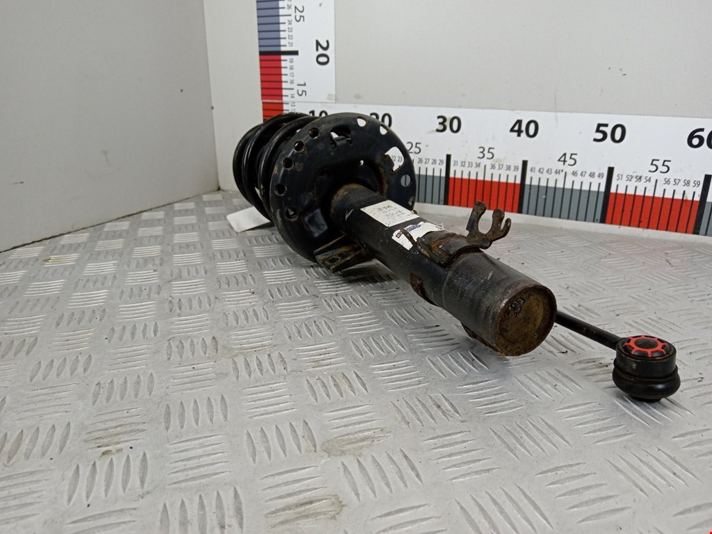 Амортизатор передний правый SKODA Rapid 2012-2020