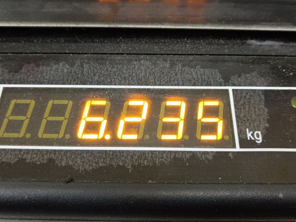 Амортизатор передний правый SKODA Rapid 2012-2020