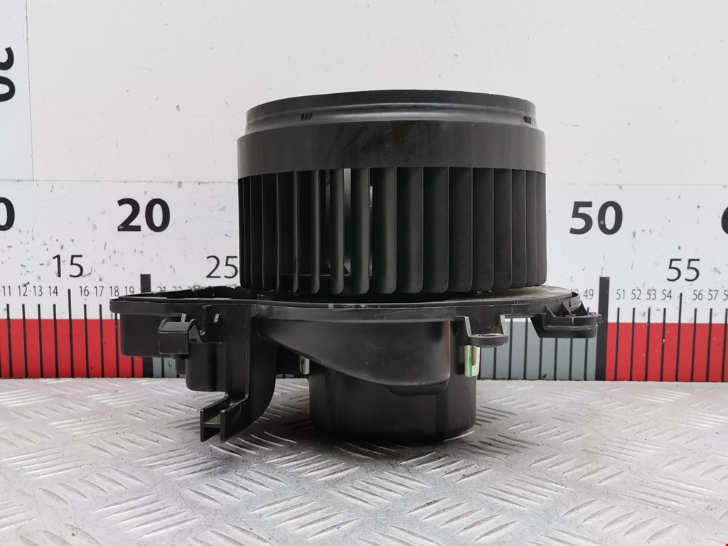 Моторчик (мотор) отопителя салона MERCEDES-BENZ C-Class C-klasse W203 2000-2007