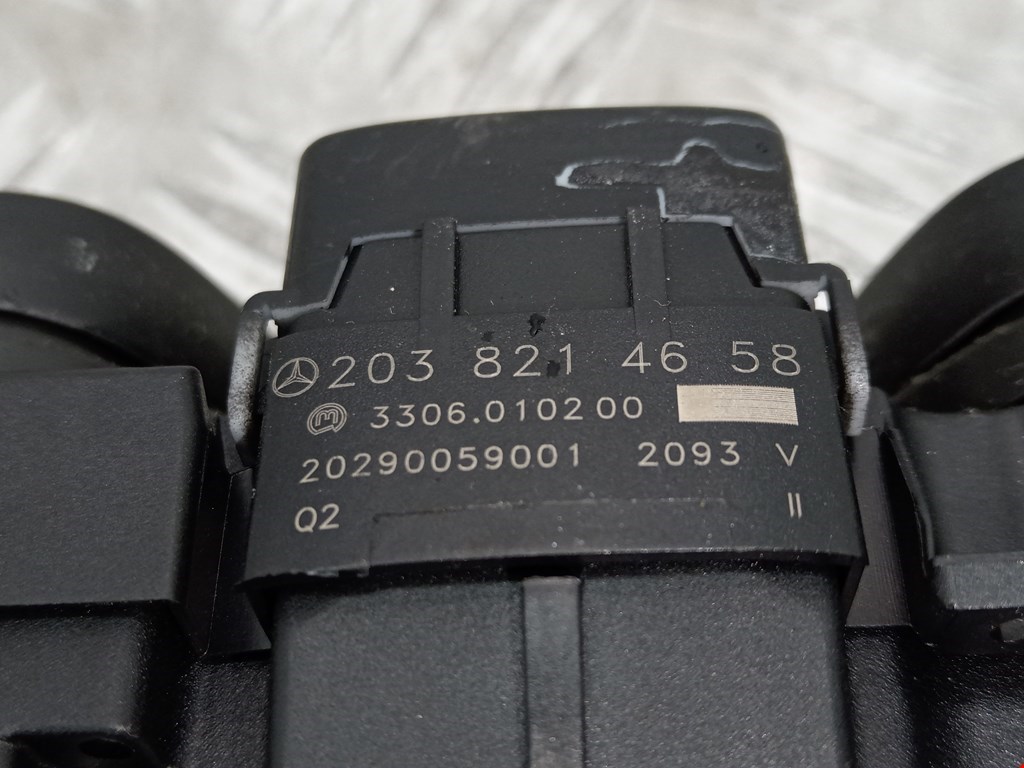 Кнопка аварийной сигнализации (аварийки) MERCEDES-BENZ C-Class C-klasse W203 2000-2007