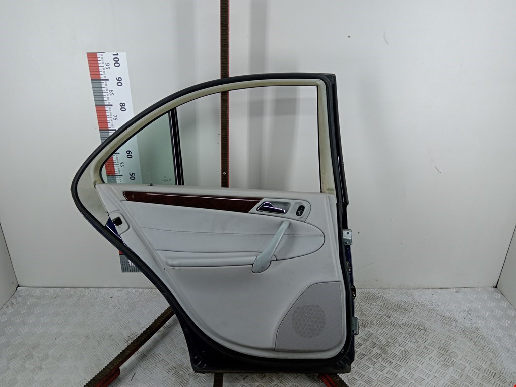 Дверь задняя левая MERCEDES-BENZ C-Class C-klasse W203 2000-2007