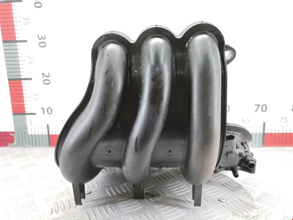 Коллектор впускной VOLKSWAGEN Fox 2005-2011