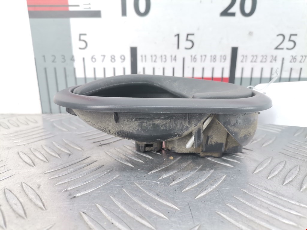 Ручка дверная задняя внутренняя левая RENAULT Kangoo 2008-2021