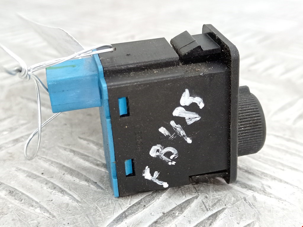 Кнопка корректора фар NISSAN Primera P12 2002-2008