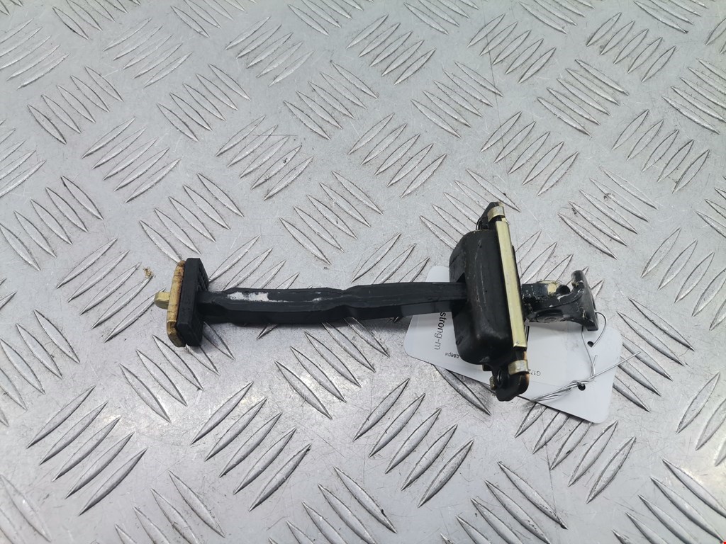 Ограничитель открывания двери HYUNDAI Santa Fe SM/ Classic 2000-2012