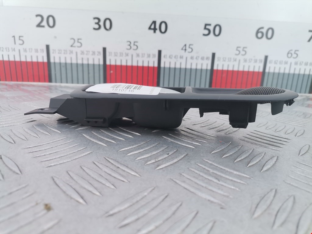 Ручка дверная задняя внутренняя левая VOLKSWAGEN Passat B5 1997-2005