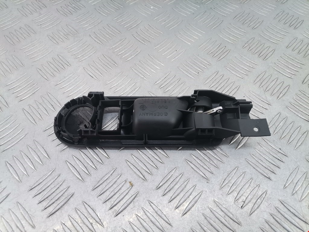 Ручка дверная задняя внутренняя левая VOLKSWAGEN Passat B5 1997-2005