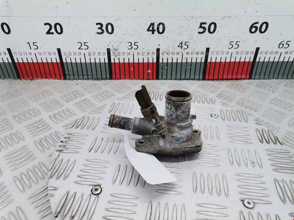 Корпус термостата FIAT Grande Punto 2005-2009