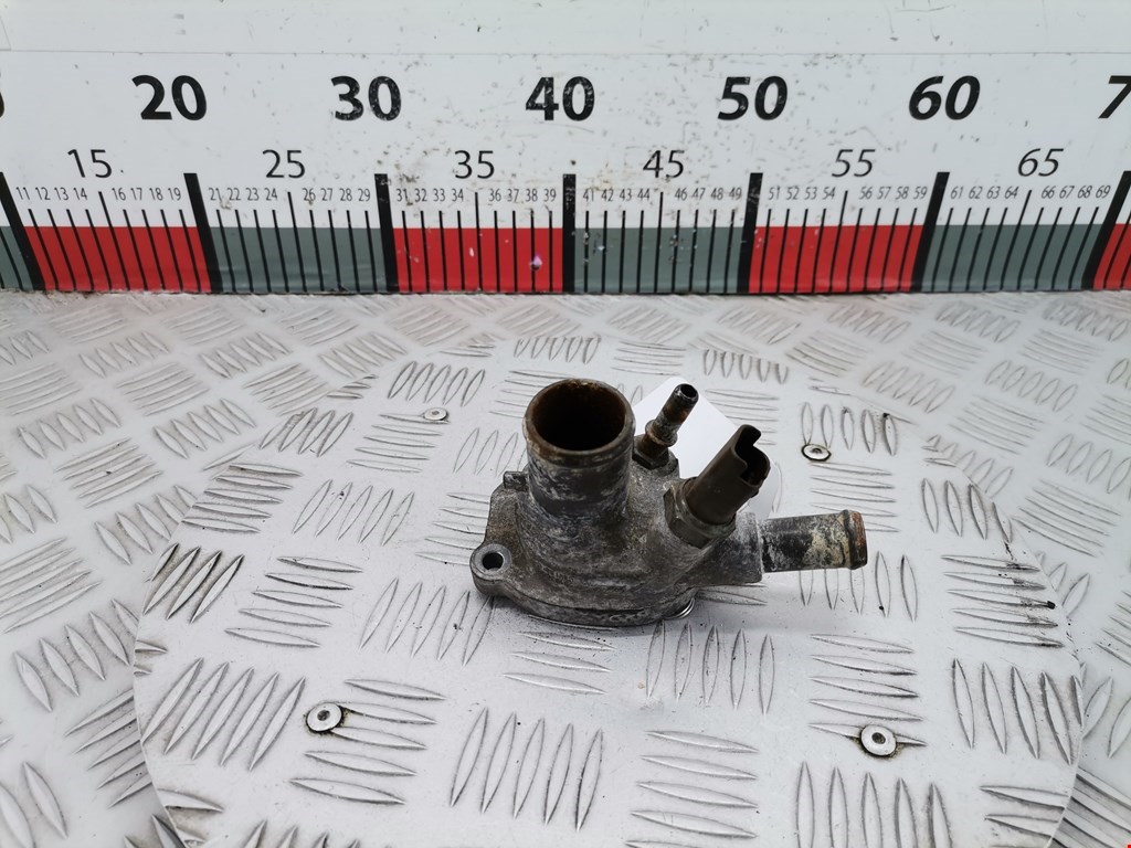 Корпус термостата FIAT Grande Punto 2005-2009