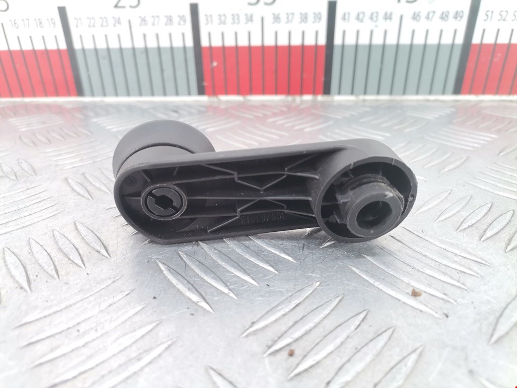 Ручка стеклоподъемника OPEL Astra J 2009-2017