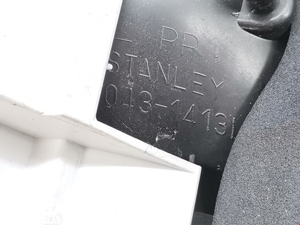 Фонарь задний внутренний левый MAZDA Xedos 6 1992-1999