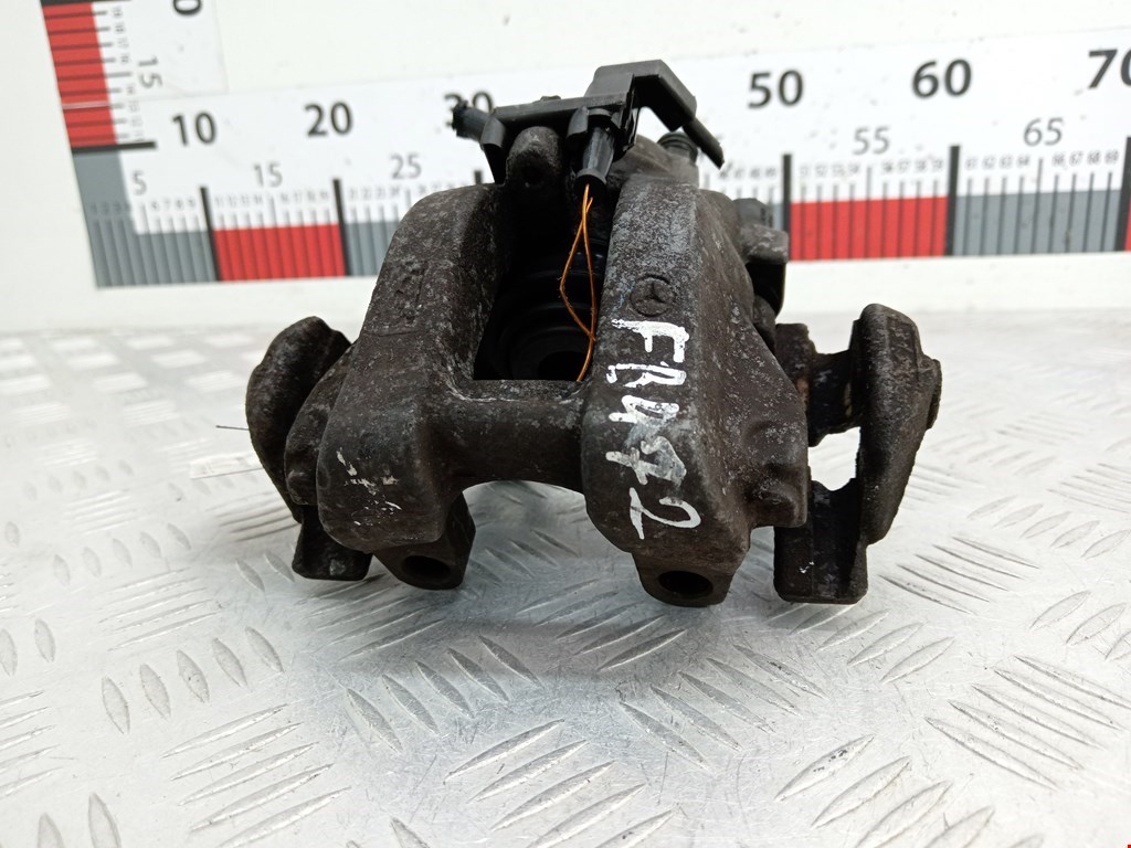 Суппорт задний правый MERCEDES-BENZ S-Class IV W220 1998-2005