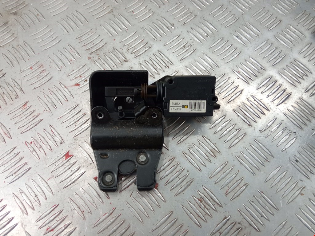 Замок багажника (крышки двери) BMW 5er 5 серия E60/E61 2003-2010