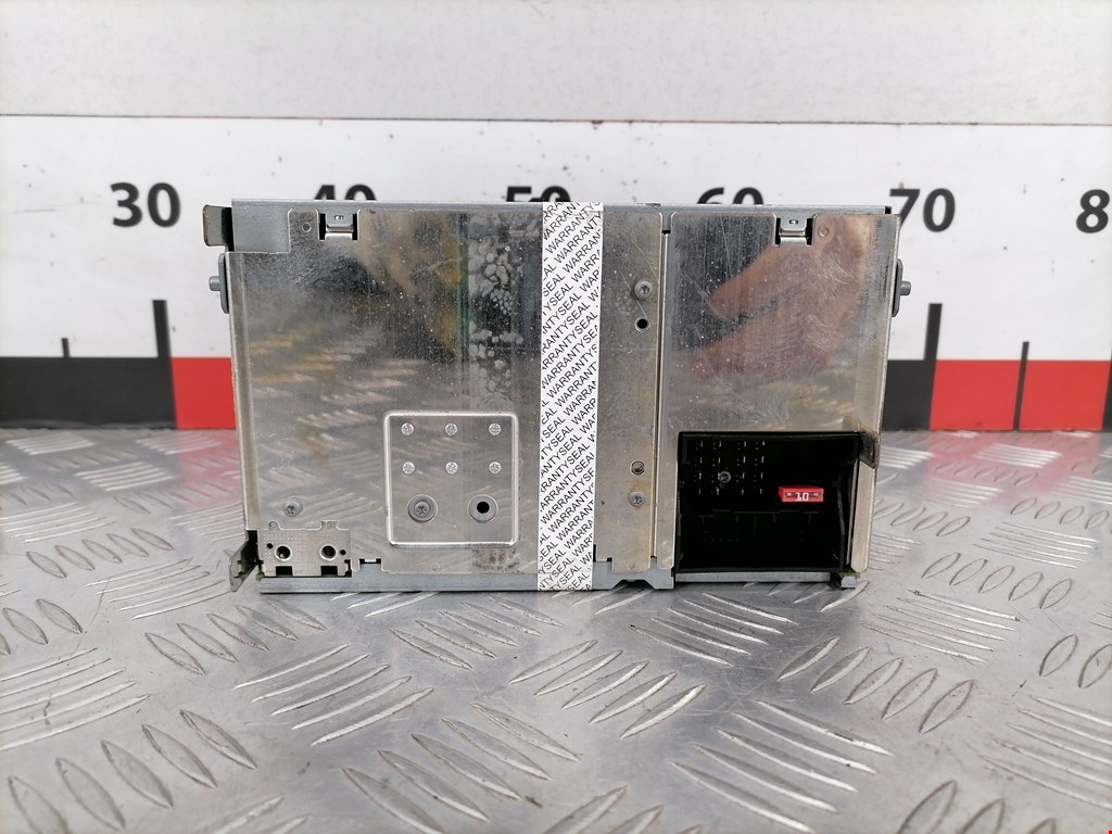 Магнитола VOLKSWAGEN Touran 2003-2010