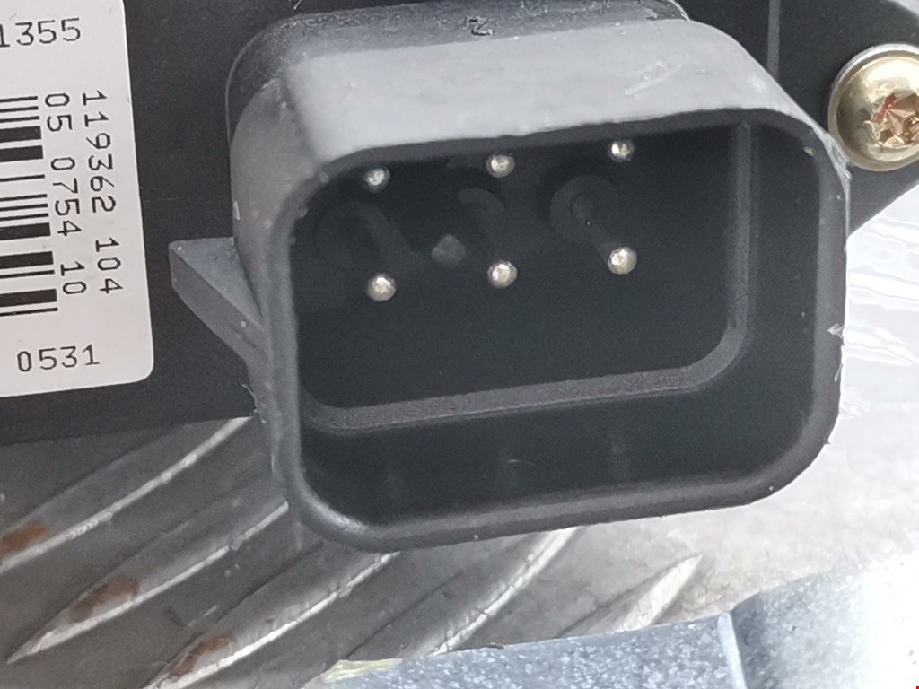 Стеклоподъемник передний правый MITSUBISHI Space Star 1999-2006