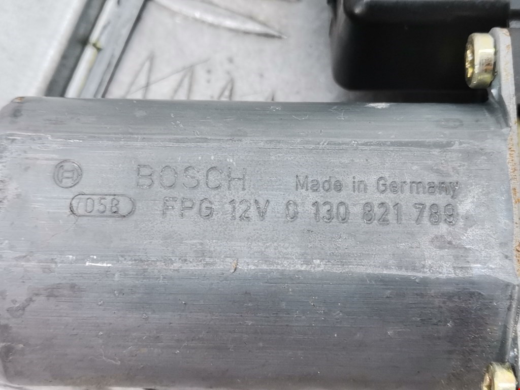 Стеклоподъемник передний правый MITSUBISHI Space Star 1999-2006