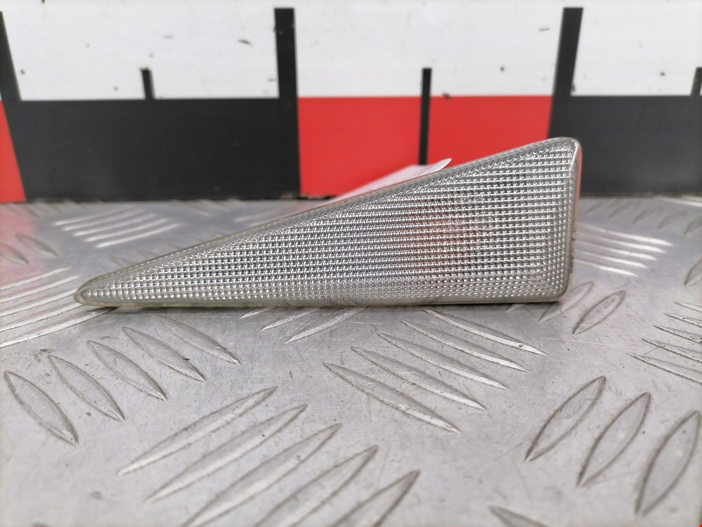 Повторитель на крыло RENAULT Espace 2003-2014