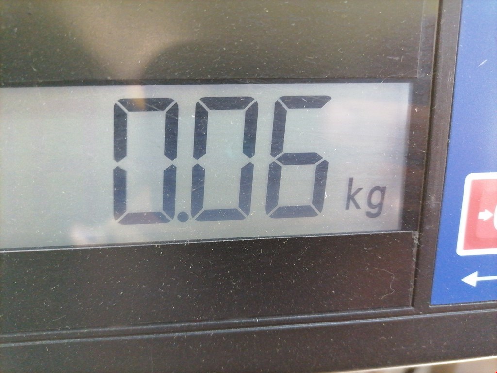 Кронштейн переднего бампера правый VOLKSWAGEN Golf V 2003-2009