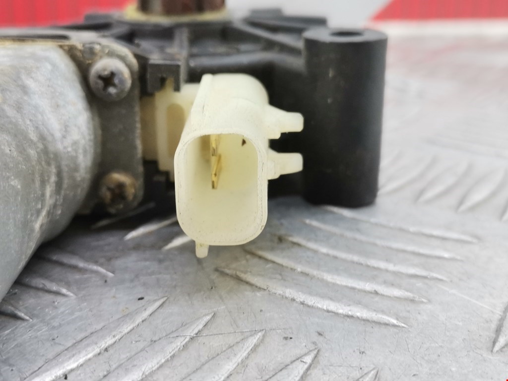 Моторчик (двигатель) стеклоподъемника CHRYSLER PT Cruser 2000-2010