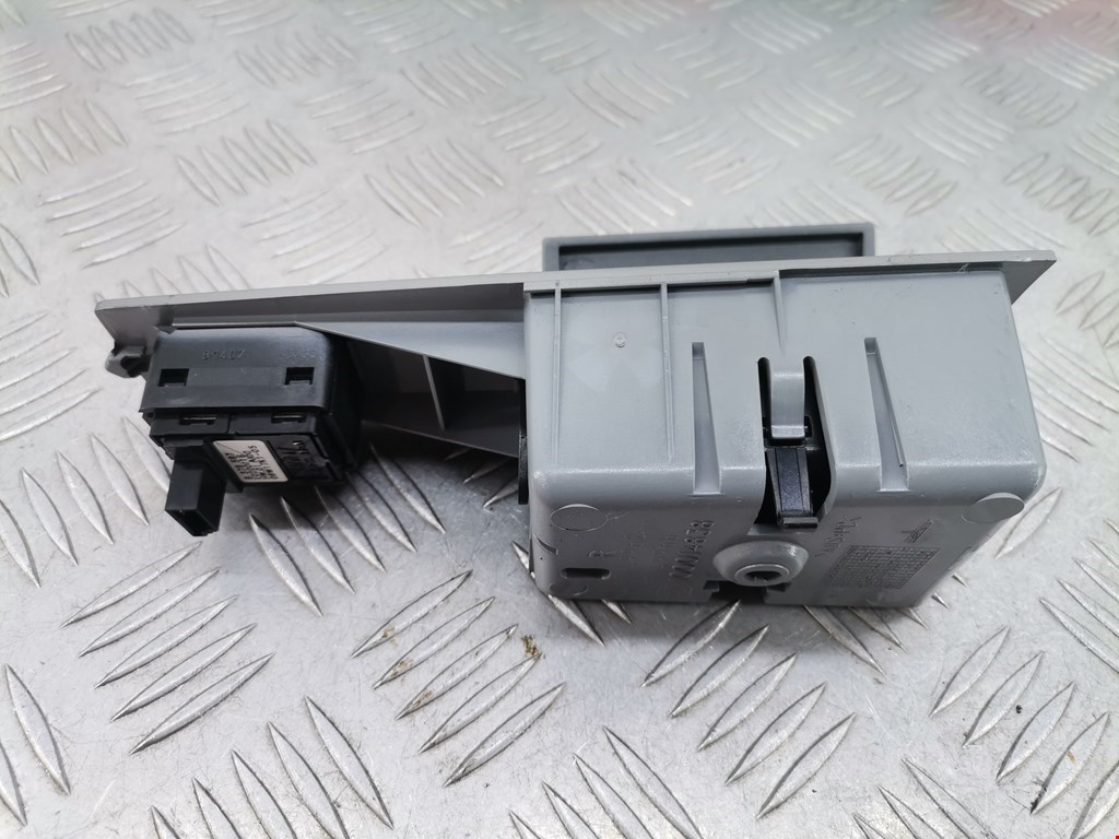 Кнопка стеклоподъемника BMW 7er 7 серия E65/E66 2001-2008