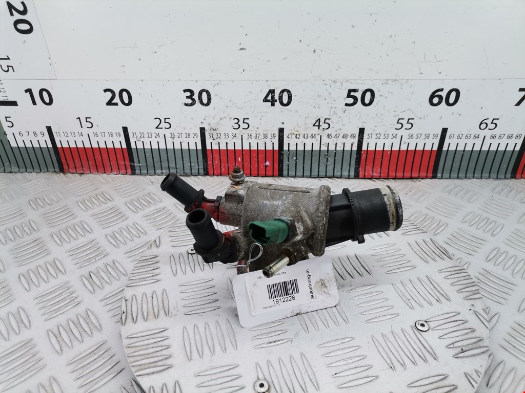 Корпус термостата OPEL Astra H/Family 2004-2015