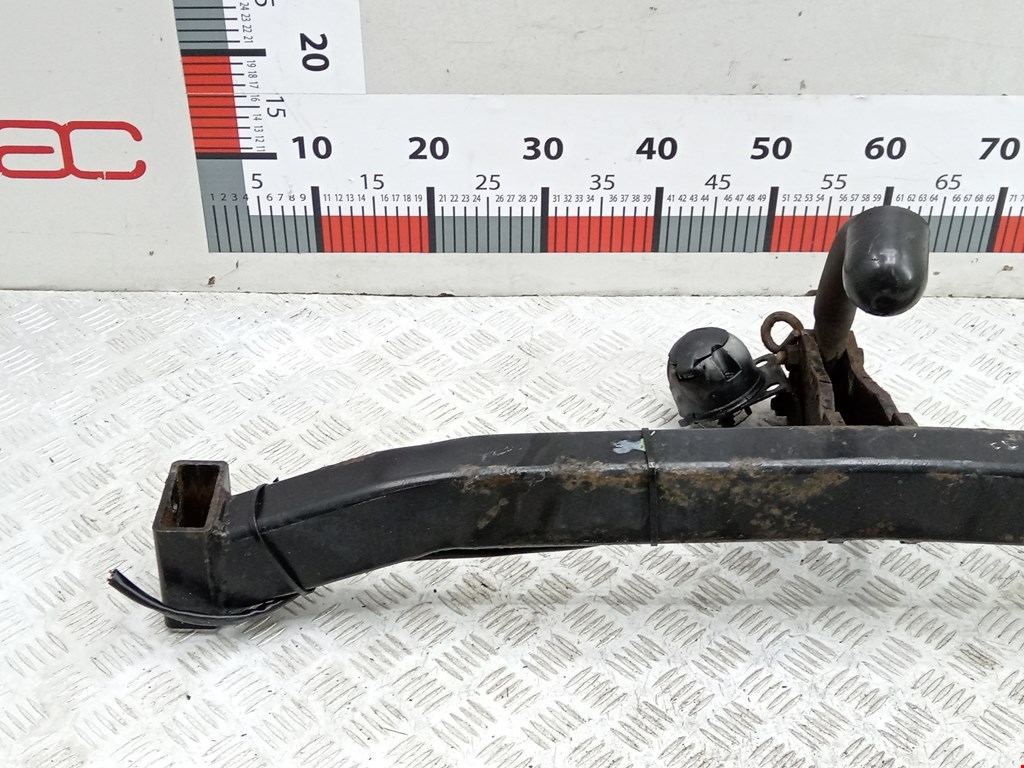 Фаркоп (прицепное устройство) RENAULT Scenic II 2003-2010