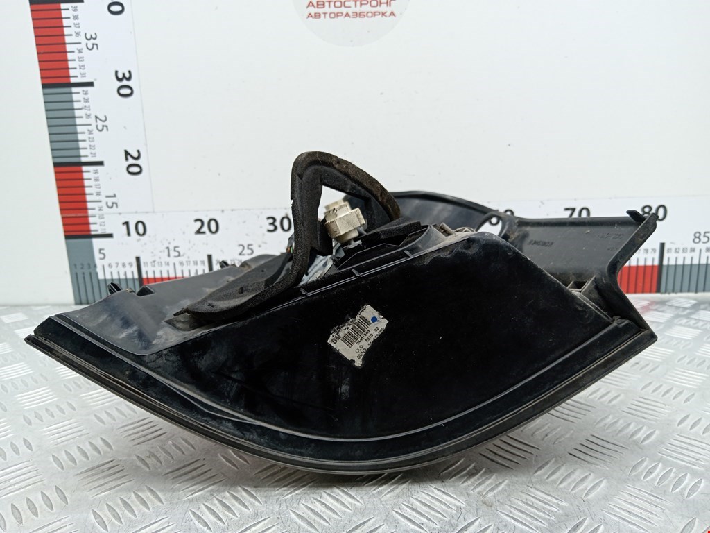 Фонарь задний правый OPEL Zafira B 2005-2012