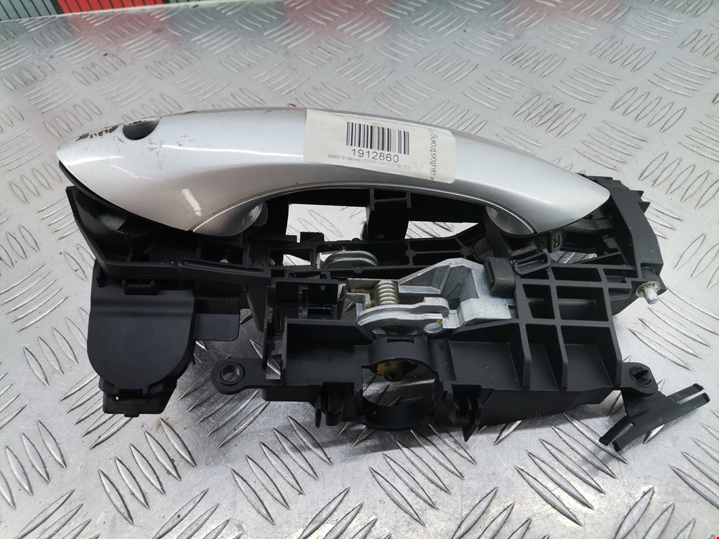 Ручка двери передней наружная правая BMW 5er 5 серия F10/F11/F07 2009-2017