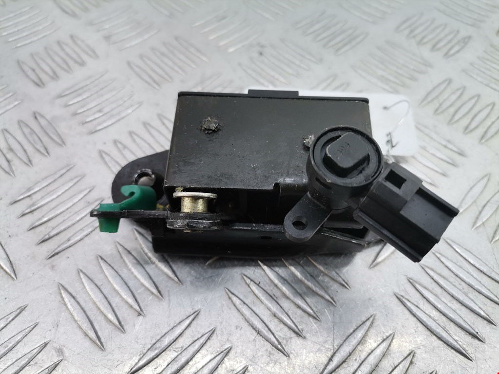 Замок багажника (крышки двери) CHRYSLER PT Cruser 2000-2010