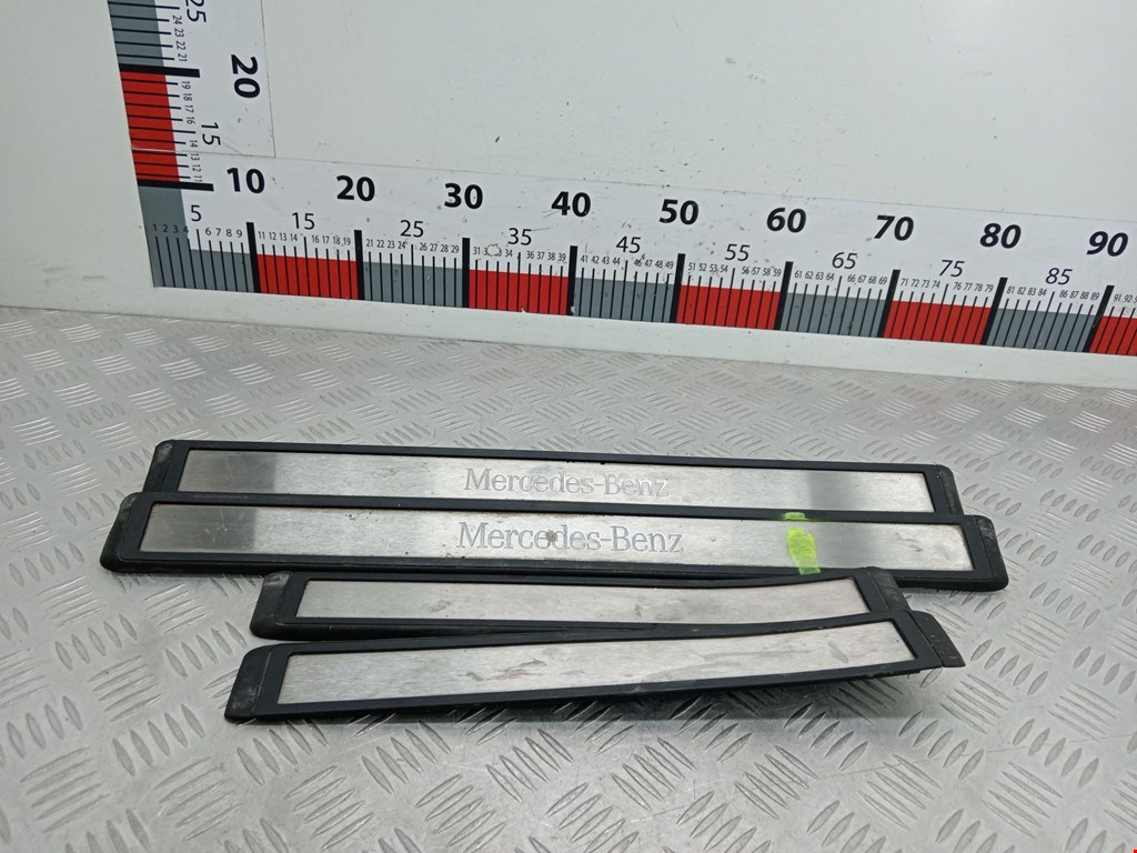 Накладка порога (внутренняя) MERCEDES-BENZ E-Class W211, S211 2002-2009