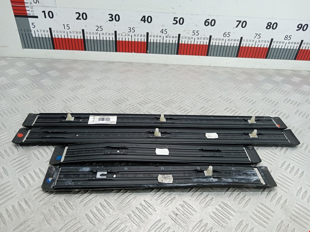 Накладка порога (внутренняя) MERCEDES-BENZ E-Class W211, S211 2002-2009