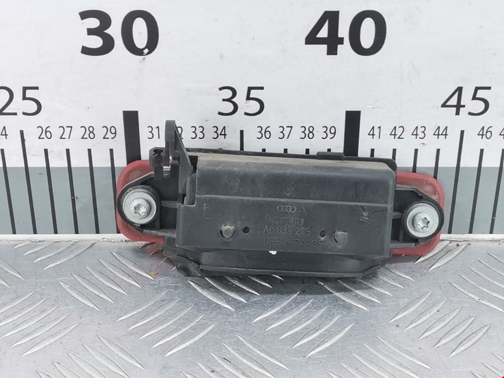 Ручка двери задней наружная левая AUDI A4 B5 1995-2001