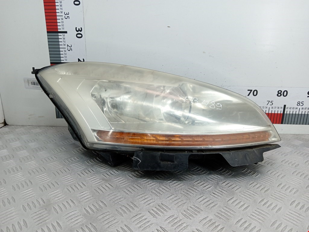 Фара правая Citroen C4 Picasso 1 (2006-2013)