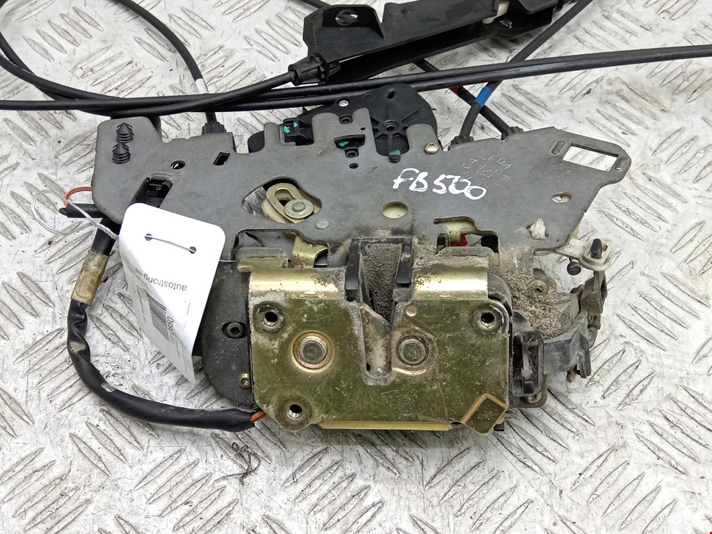 Замок двери сдвижной CHRYSLER Voyager IV RG 2001-2007