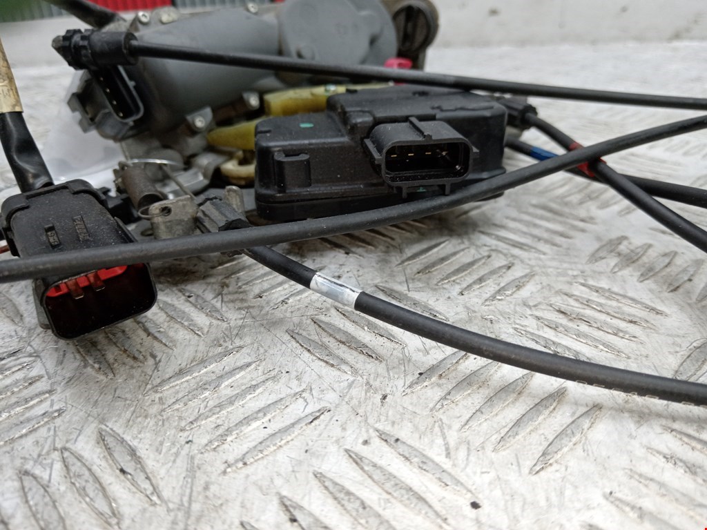 Замок двери сдвижной CHRYSLER Voyager IV RG 2001-2007