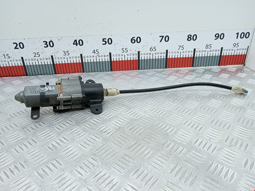 Механизм сдвижной двери (электропривод моторчик) Chrysler Voyager 4 (2000-2008)