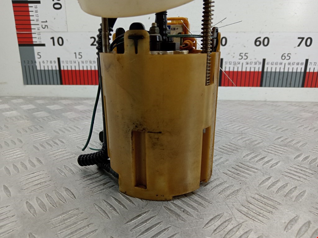 Насос топливный (электрический) MERCEDES-BENZ C-Class C-klasse W203 2000-2007