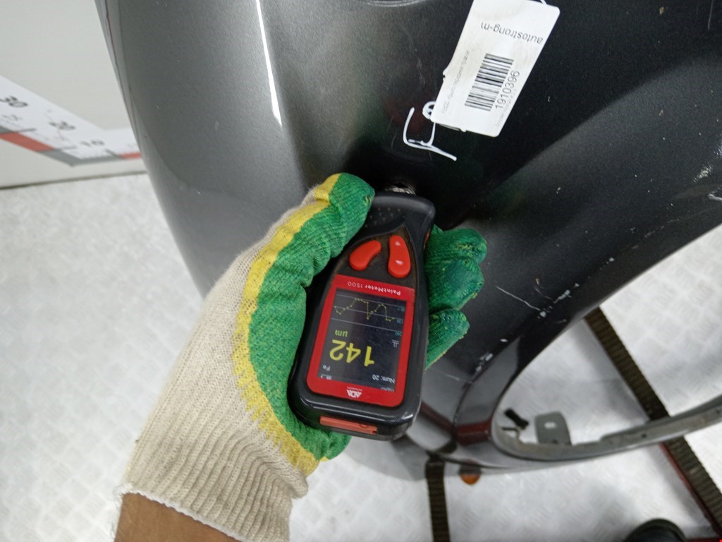 Крыло переднее правое CHRYSLER Voyager IV RG 2001-2007