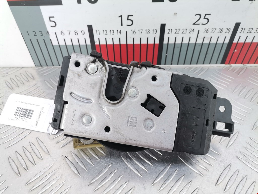 Замок двери передней правой OPEL Astra H/Family 2004-2015