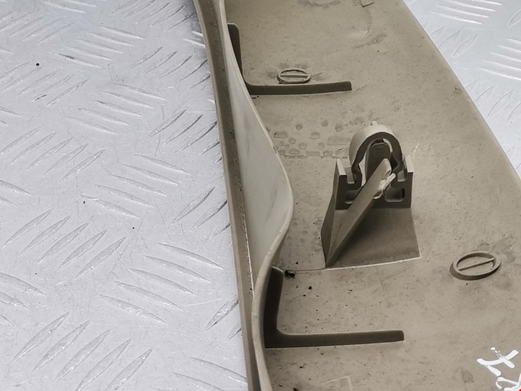 Обшивка крышки багажника RENAULT Scenic II 2003-2010