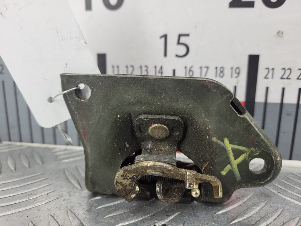 Замок багажника (крышки двери) FIAT Brava 1995-2001