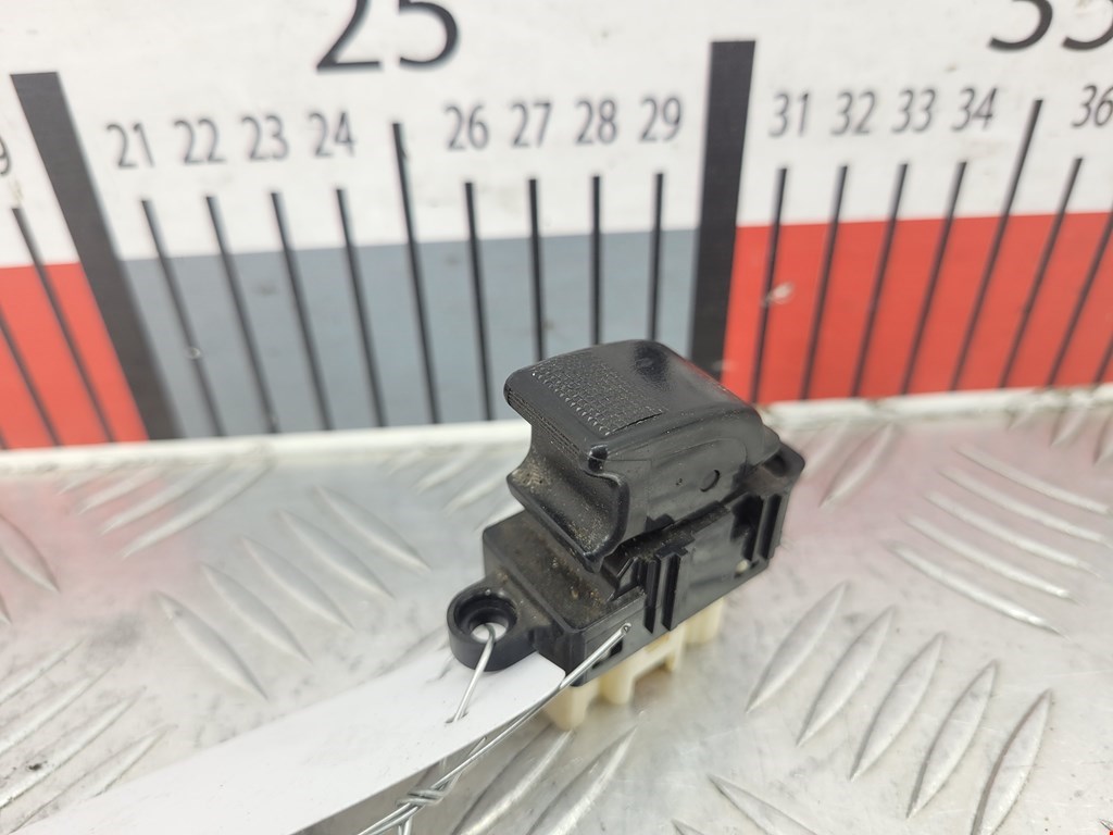 Кнопка стеклоподъемника MAZDA Mazda 6 GG 2000-2007