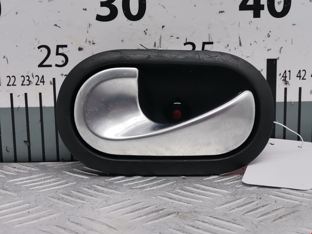 Ручка дверная задняя внутренняя левая RENAULT Scenic II 2003-2010