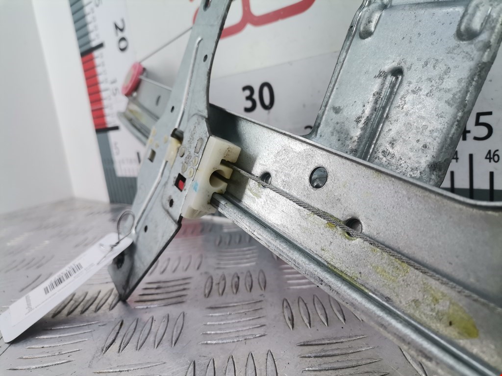 Стеклоподъемник задний правый PEUGEOT 207 2006-2015