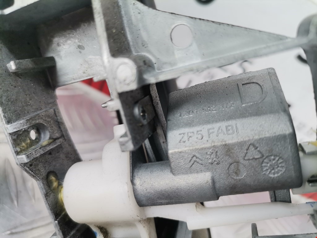 Ручка двери задней наружная правая PEUGEOT 207 2006-2015