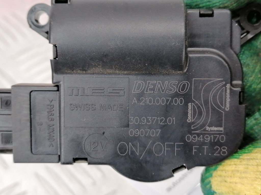 Моторчик заслонки печки OPEL Corsa D 2006-2014