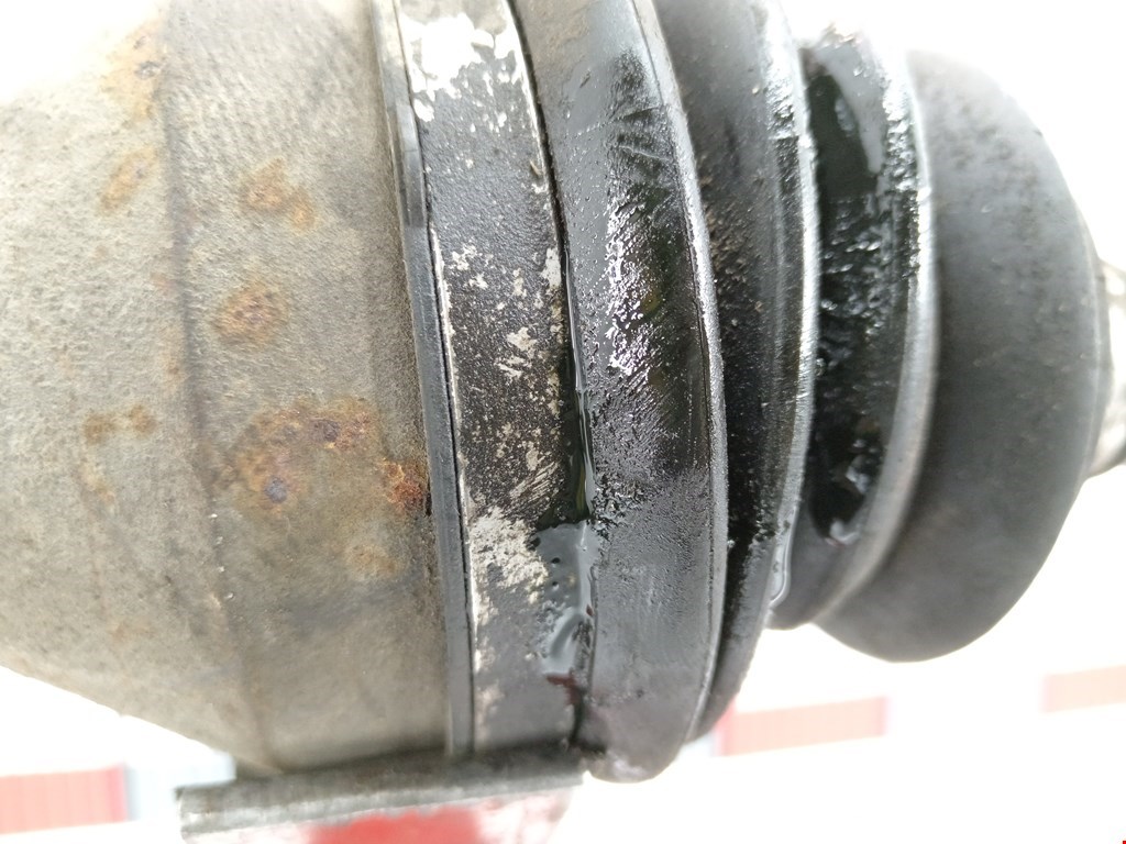 Полуось (привод, приводной вал) передняя левая OPEL Zafira B 2005-2012