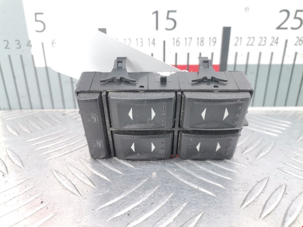 Блок управления стеклоподъемниками FORD Mondeo III 2000-2007